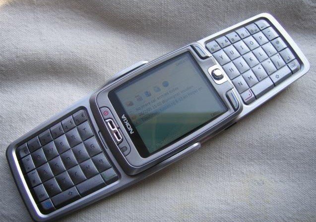 Nokia e70